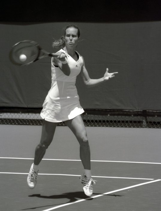 tennis holds pitching